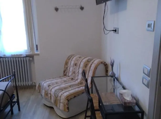 Nocleg ze śniadaniem La Casina 3*